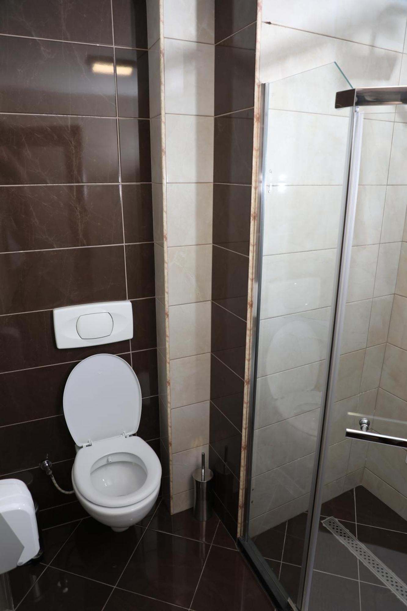 פריזרן Bruti Hotel מראה חיצוני תמונה