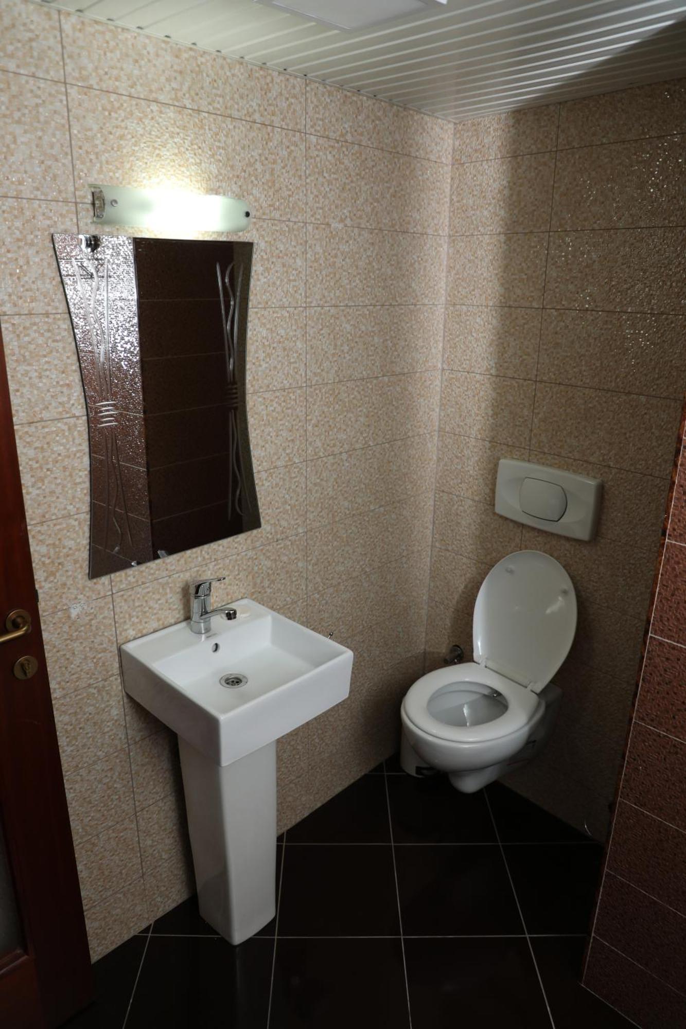 פריזרן Bruti Hotel מראה חיצוני תמונה