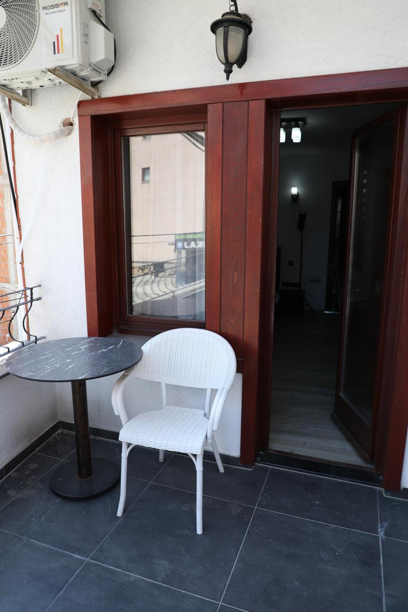 פריזרן Bruti Hotel מראה חיצוני תמונה