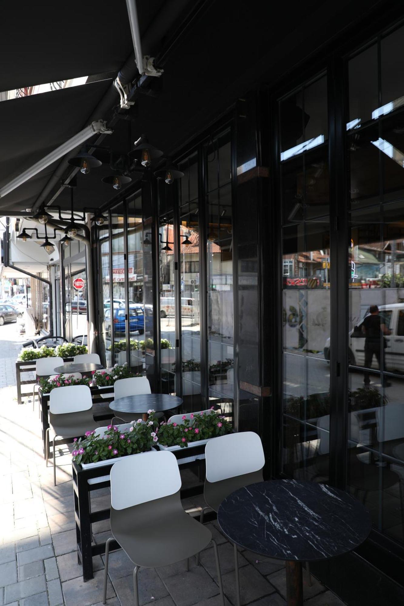 פריזרן Bruti Hotel מראה חיצוני תמונה